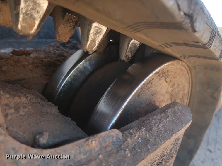 image for item DJ1875 2016 Bobcat T650  tracked skid steer loader