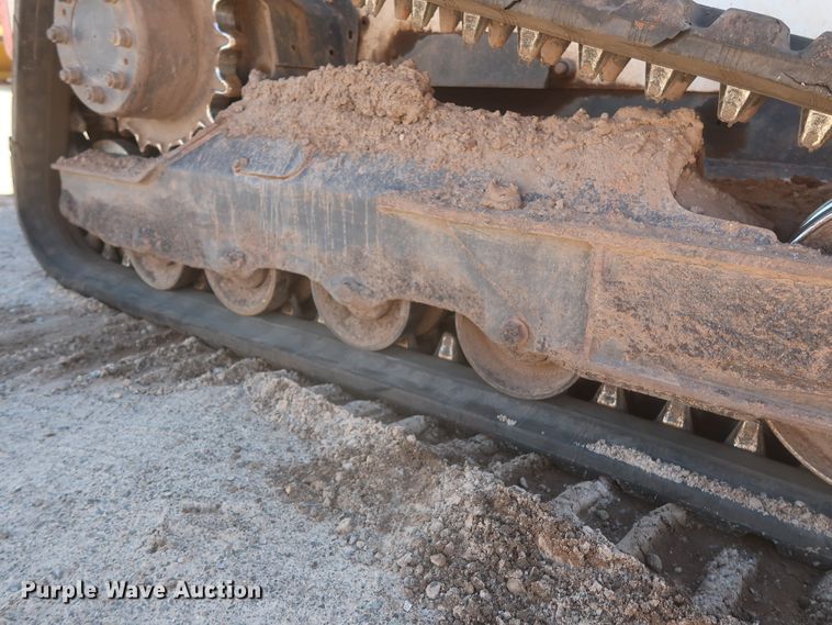 image for item DJ1875 2016 Bobcat T650  tracked skid steer loader