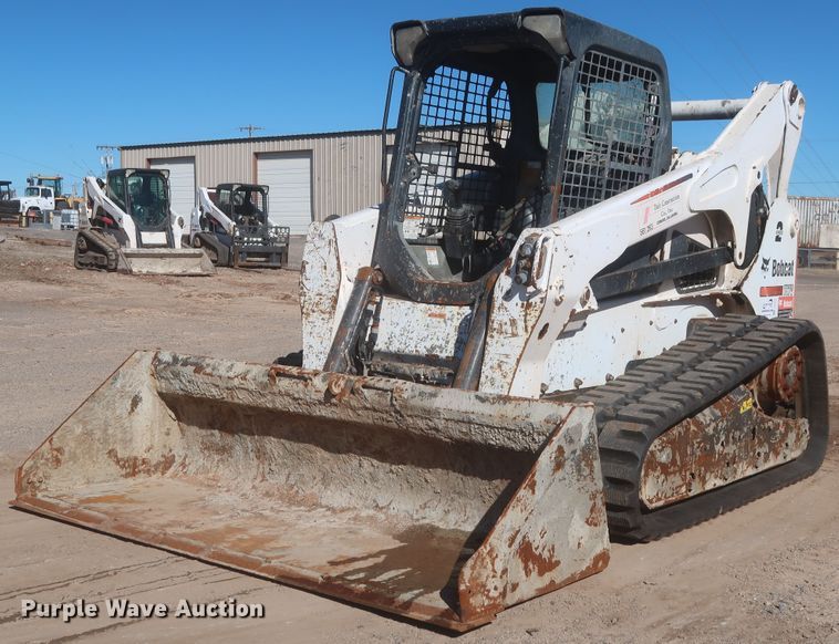 image for item DJ1876 2015 Bobcat T870  tracked skid steer loader
