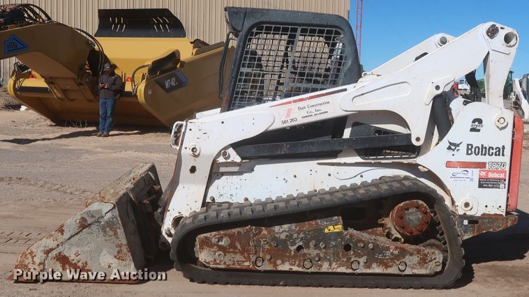 image for item DJ1876 2015 Bobcat T870  tracked skid steer loader