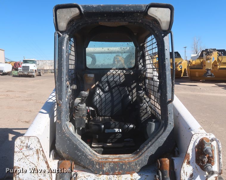 image for item DJ1876 2015 Bobcat T870  tracked skid steer loader