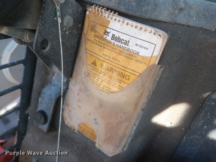 image for item DJ1876 2015 Bobcat T870  tracked skid steer loader