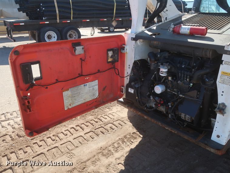 image for item DJ1876 2015 Bobcat T870  tracked skid steer loader