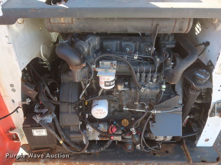 image for item DJ1876 2015 Bobcat T870  tracked skid steer loader