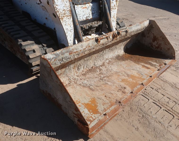 image for item DJ1876 2015 Bobcat T870  tracked skid steer loader