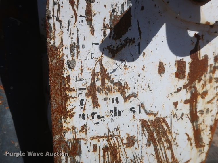 image for item DJ1876 2015 Bobcat T870  tracked skid steer loader