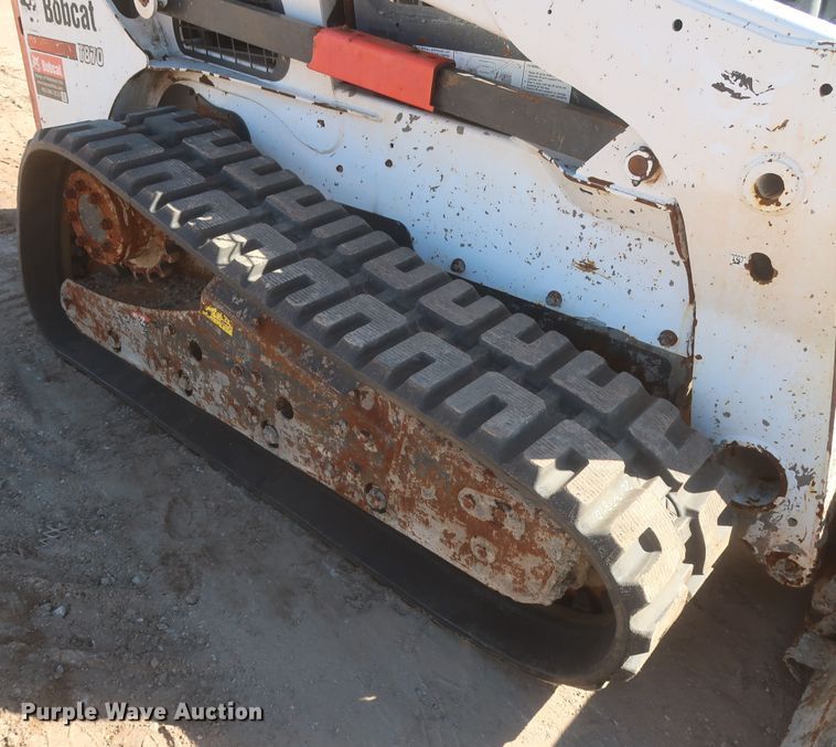 image for item DJ1876 2015 Bobcat T870  tracked skid steer loader