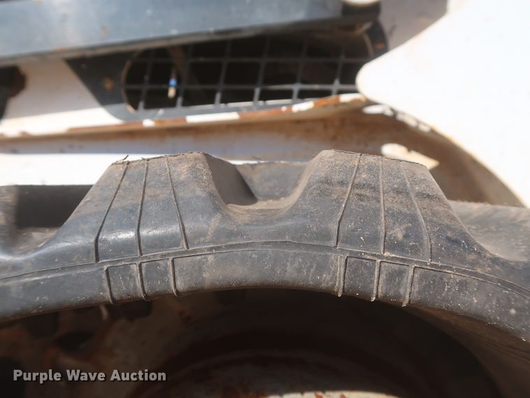 image for item DJ1876 2015 Bobcat T870  tracked skid steer loader