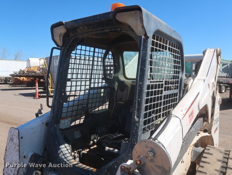 image for item DJ1881 2014 Bobcat T870  tracked skid steer loader