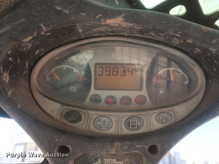 image for item DJ1881 2014 Bobcat T870  tracked skid steer loader