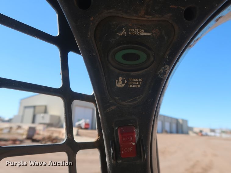 image for item DJ1881 2014 Bobcat T870  tracked skid steer loader