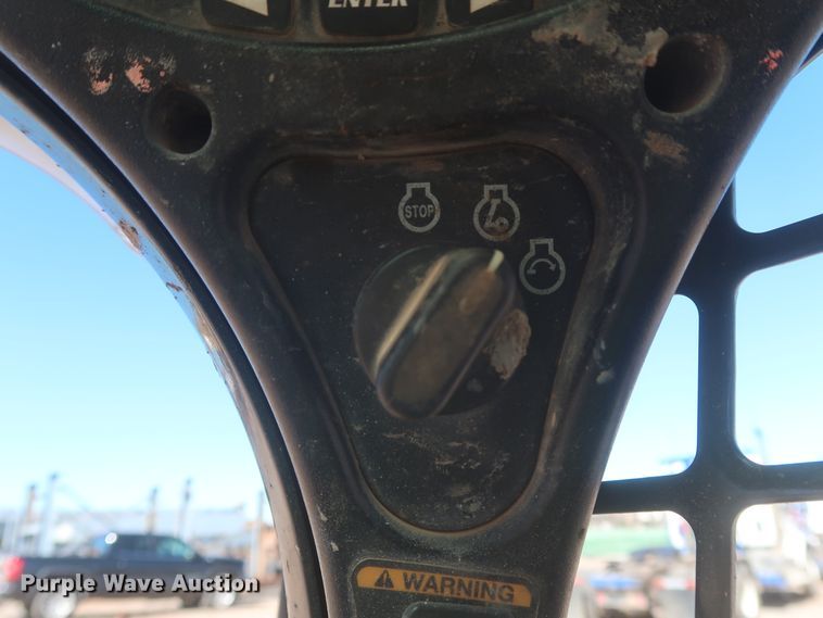 image for item DJ1881 2014 Bobcat T870  tracked skid steer loader