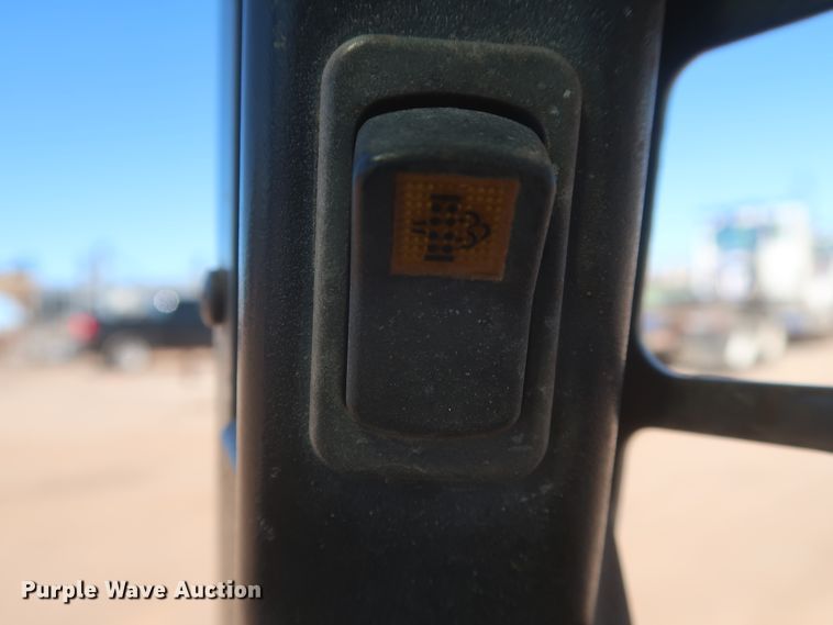 image for item DJ1881 2014 Bobcat T870  tracked skid steer loader