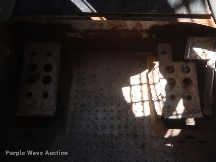 image for item DJ1881 2014 Bobcat T870  tracked skid steer loader