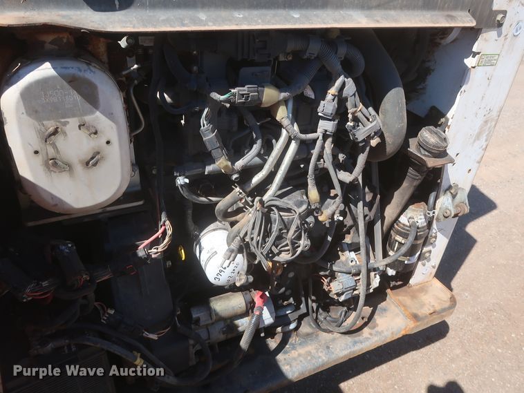 image for item DJ1881 2014 Bobcat T870  tracked skid steer loader