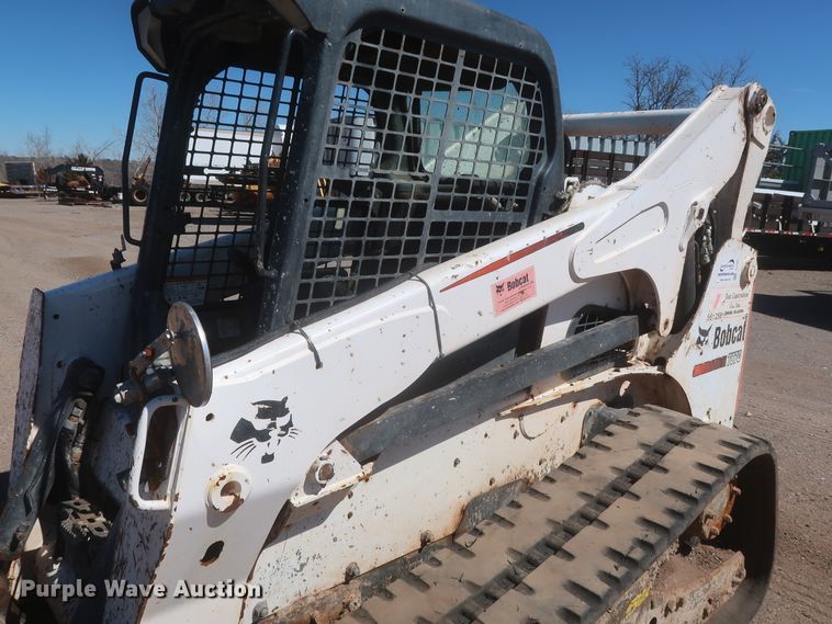 image for item DJ1881 2014 Bobcat T870  tracked skid steer loader