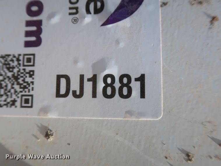 image for item DJ1881 2014 Bobcat T870  tracked skid steer loader