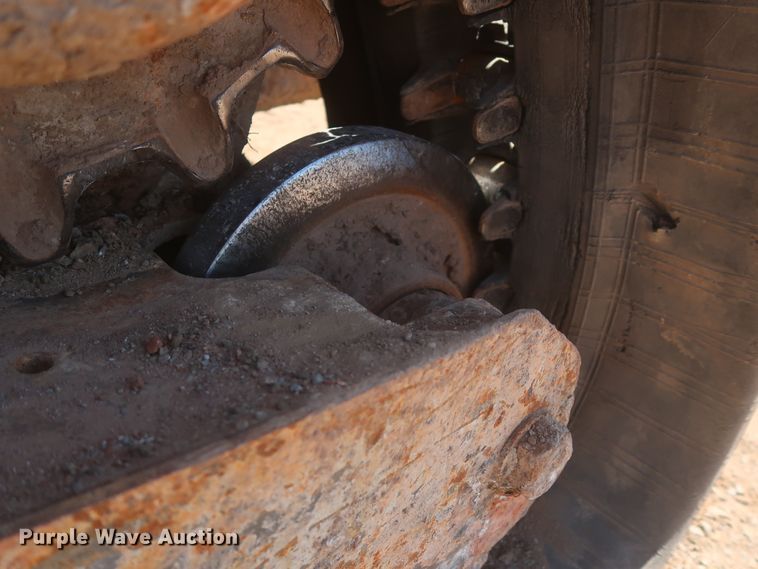 image for item DJ1881 2014 Bobcat T870  tracked skid steer loader