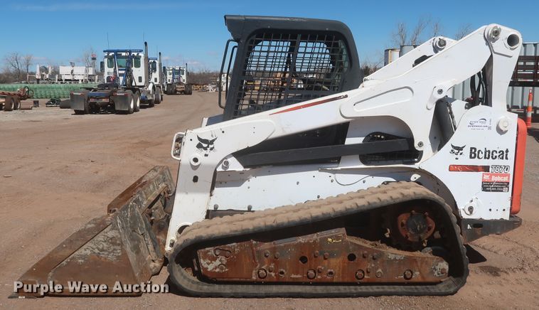 image for item DJ1882 2015 Bobcat T870  tracked skid steer loader