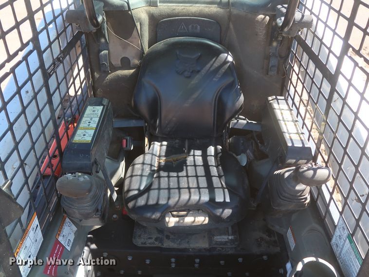 image for item DJ1882 2015 Bobcat T870  tracked skid steer loader