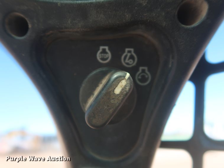 image for item DJ1882 2015 Bobcat T870  tracked skid steer loader