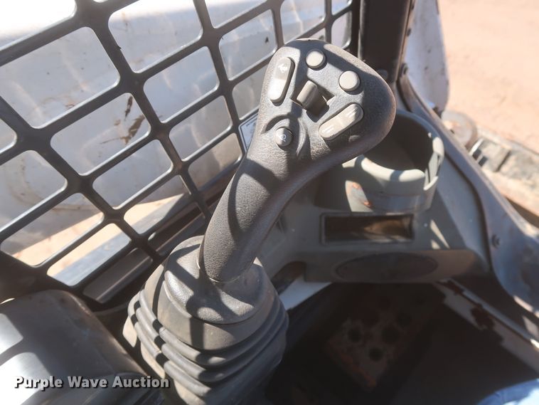 image for item DJ1882 2015 Bobcat T870  tracked skid steer loader