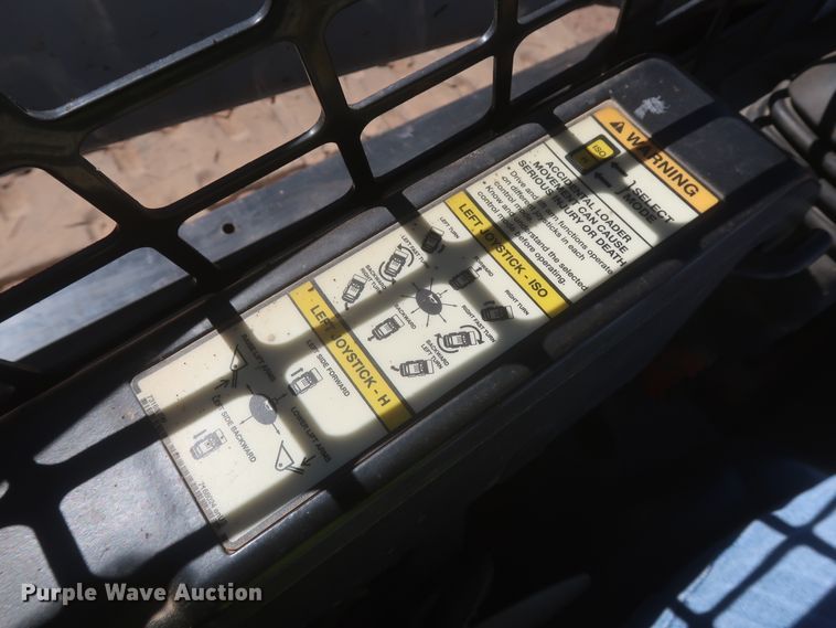 image for item DJ1882 2015 Bobcat T870  tracked skid steer loader