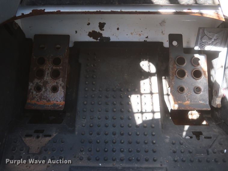 image for item DJ1882 2015 Bobcat T870  tracked skid steer loader