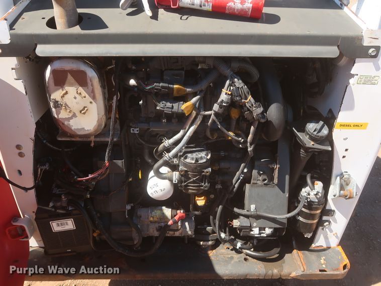 image for item DJ1882 2015 Bobcat T870  tracked skid steer loader