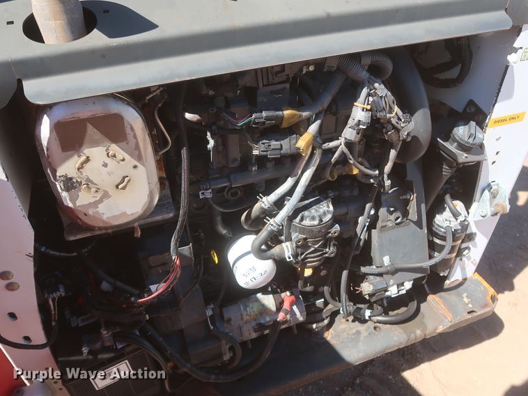 image for item DJ1882 2015 Bobcat T870  tracked skid steer loader