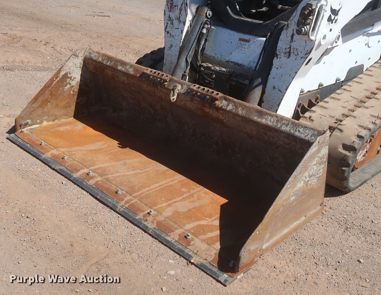 image for item DJ1882 2015 Bobcat T870  tracked skid steer loader