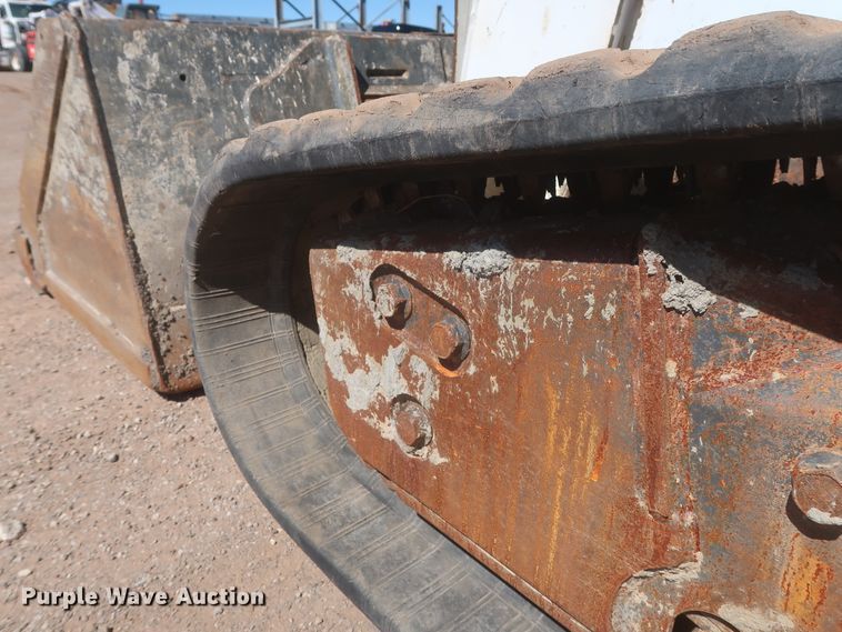 image for item DJ1882 2015 Bobcat T870  tracked skid steer loader