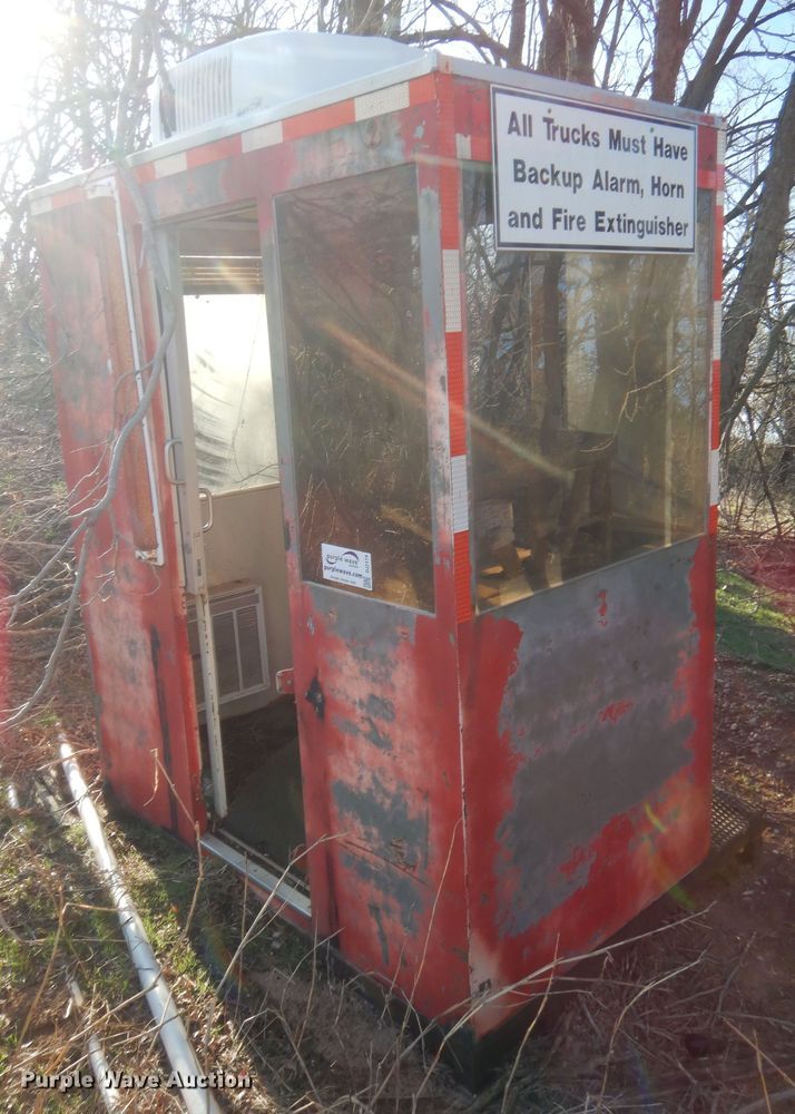 image for item DJ2174 Operator station