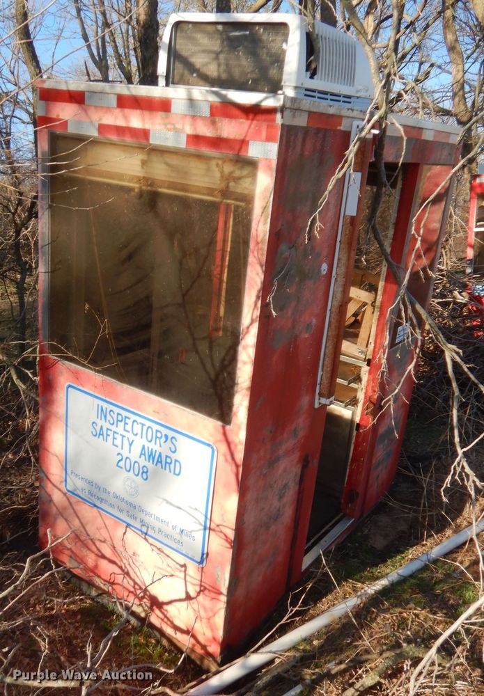 image for item DJ2174 Operator station