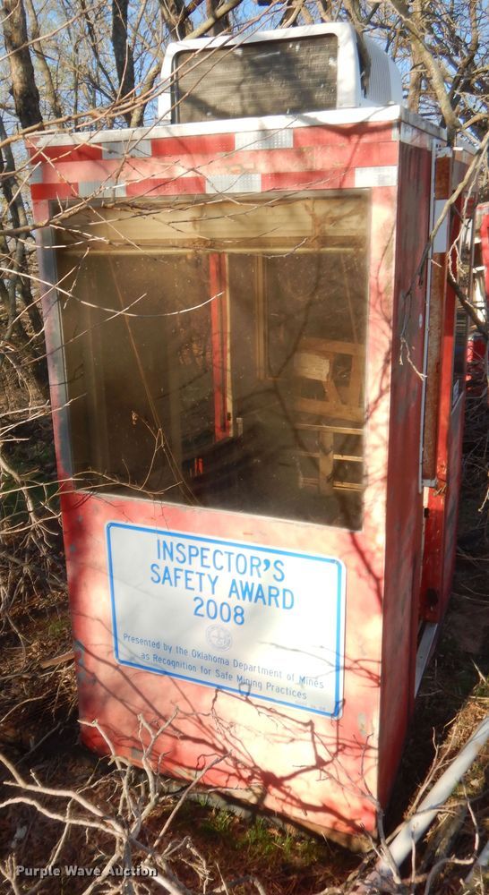 image for item DJ2174 Operator station