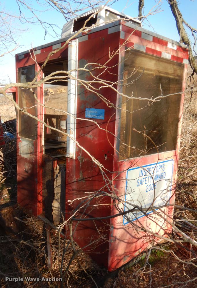 image for item DJ2174 Operator station