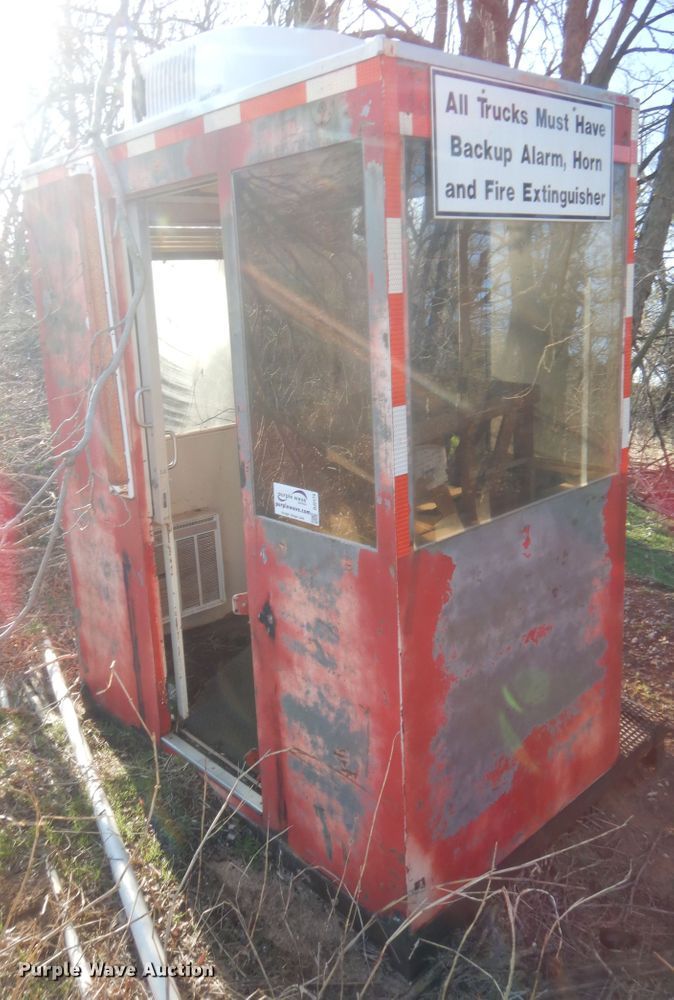 image for item DJ2174 Operator station