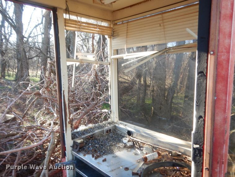 image for item DJ2175 Operator station