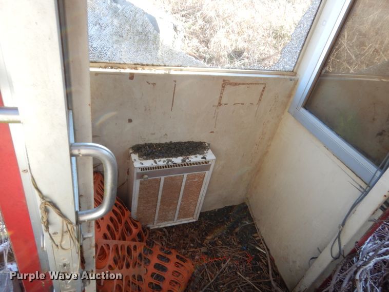 image for item DJ2175 Operator station