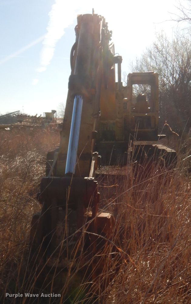 image for item DJ2177 1985 Mitsubishi MS230LC-3  excavator