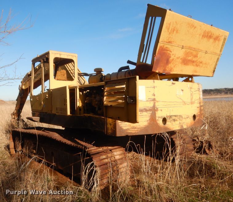 image for item DJ2177 1985 Mitsubishi MS230LC-3  excavator