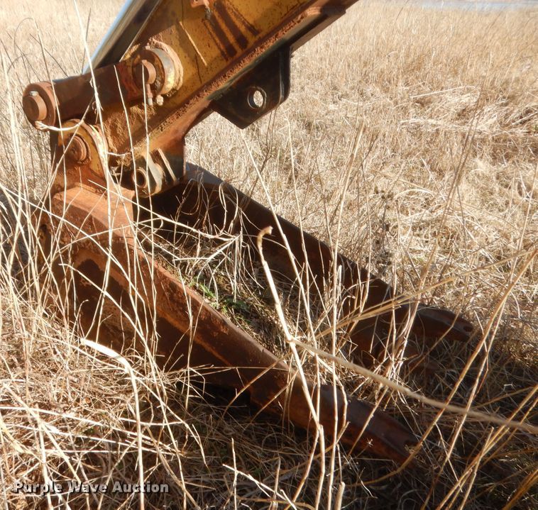 image for item DJ2177 1985 Mitsubishi MS230LC-3  excavator