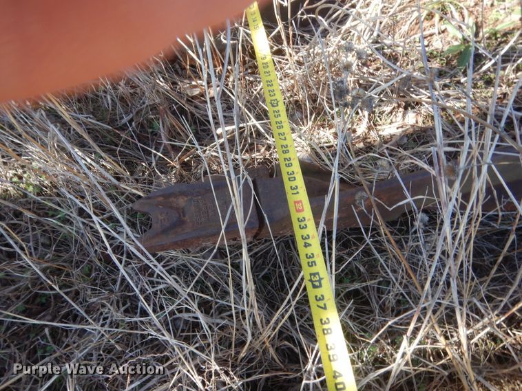 image for item DJ2177 1985 Mitsubishi MS230LC-3  excavator