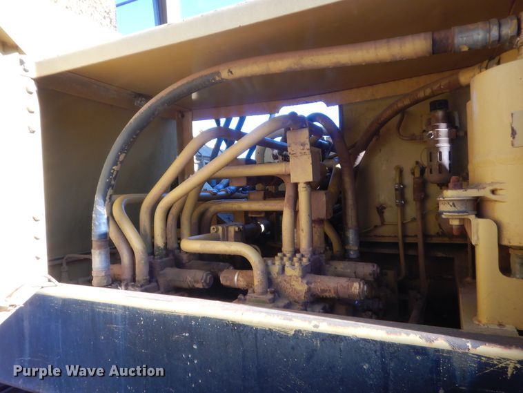 image for item DJ2177 1985 Mitsubishi MS230LC-3  excavator