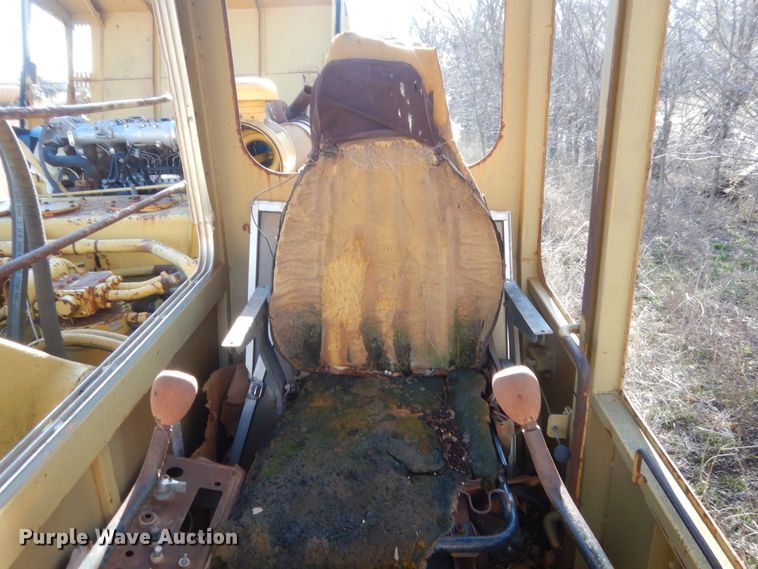 image for item DJ2177 1985 Mitsubishi MS230LC-3  excavator