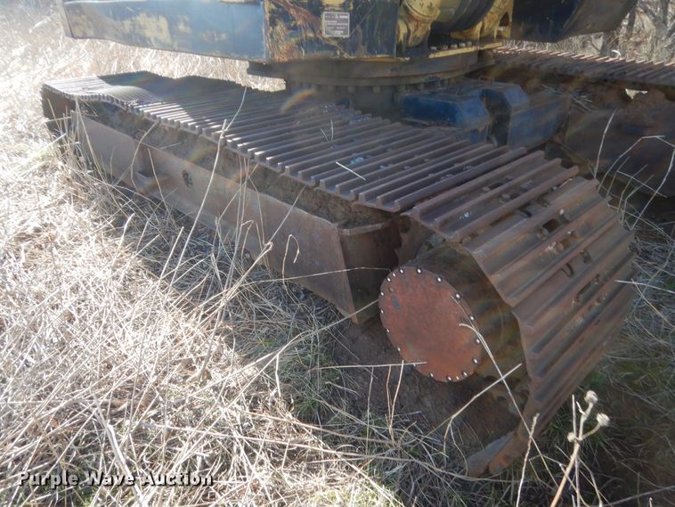 image for item DJ2177 1985 Mitsubishi MS230LC-3  excavator