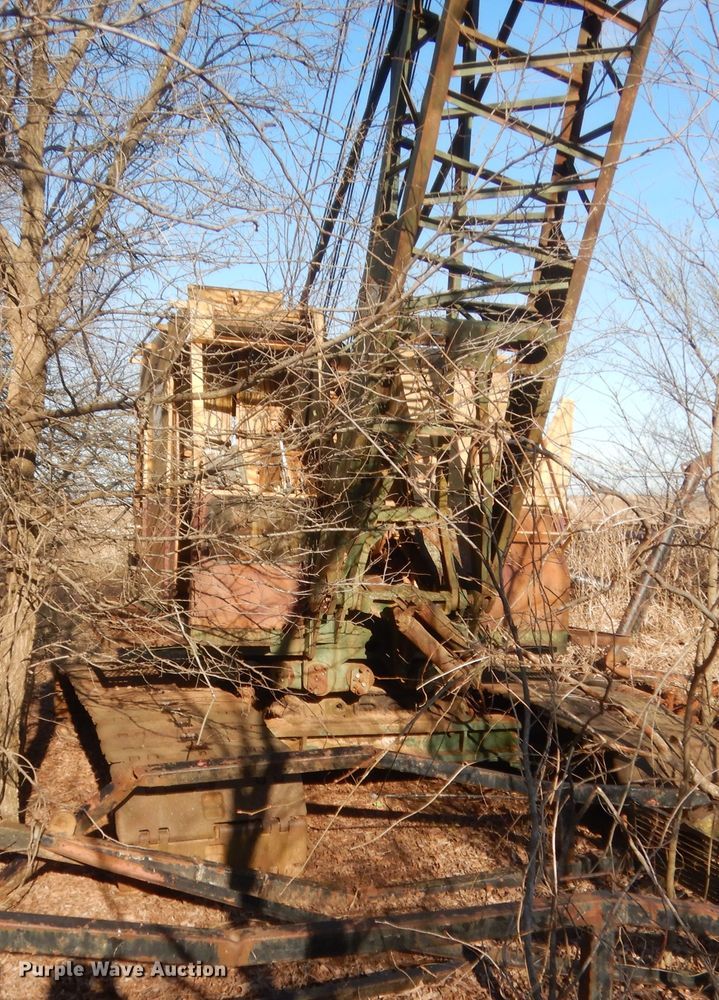 image for item DJ2180 Bucyrus Erie  crane