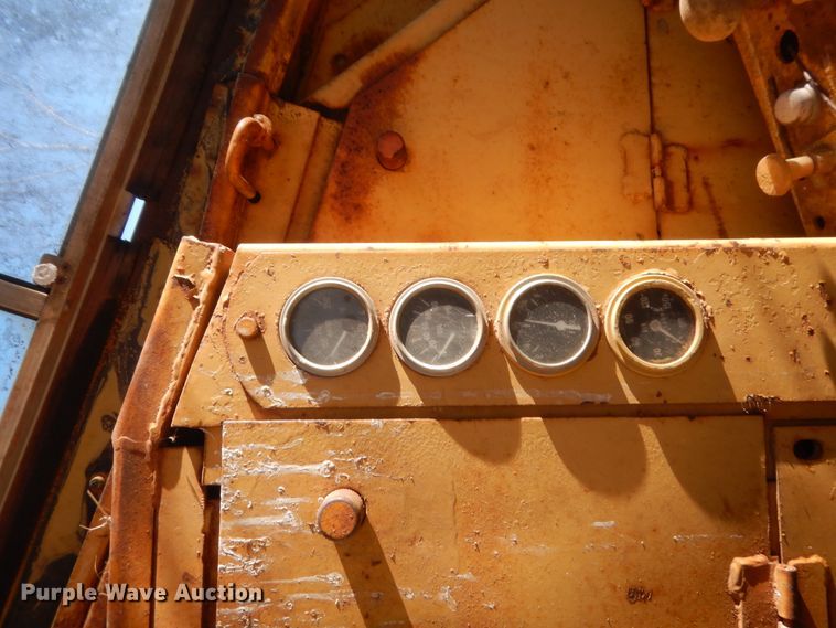 image for item DJ2180 Bucyrus Erie  crane