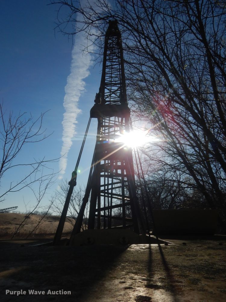 image for item DJ2180 Bucyrus Erie  crane