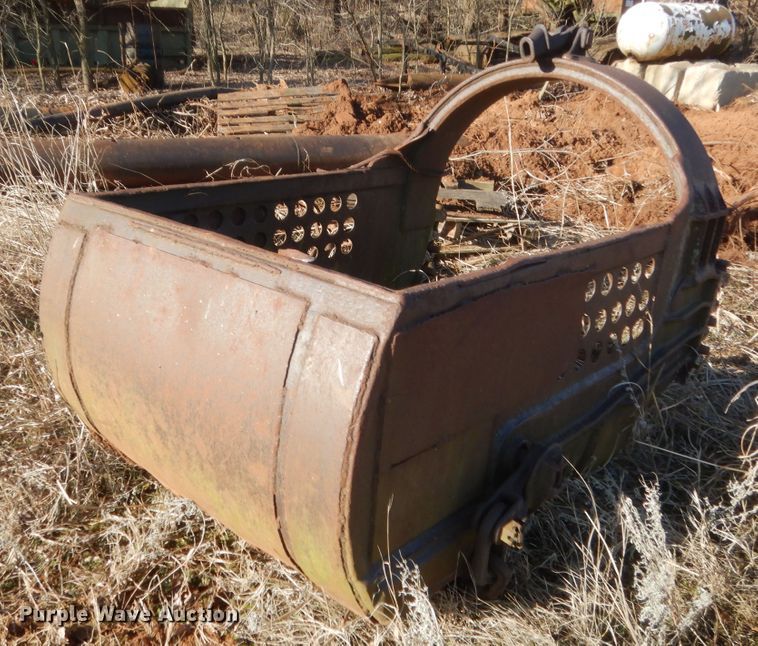 image for item DJ2181 Hendrix drag line bucket